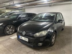 Svart Begagnad 2010 VW Golf VI Halvkombi | 60 000 kr (Bra pris)
