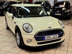 Vit Begagnad 2015 Mini Cooper Halvkombi | 149 900 kr (Marknadspris)