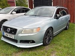 Blå Begagnad 2008 Volvo V70 Momentum Kombi | 40 000 kr (Lite dyr)
