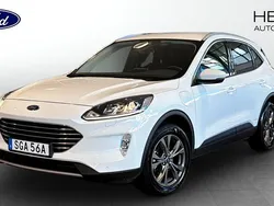 Vit (white) Begagnad 2022 Ford Kuga Titanium SUV | 249 900 kr (Bra pris)