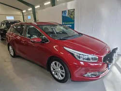 Röd Begagnad 2014 Kia Ceed Sportswagon Comfort Kombi | 59 990 kr (Marknadspris)