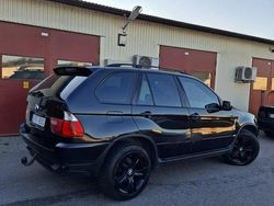 Svart Begagnad 2004 BMW X5 Sport Line SUV | 45 000 kr