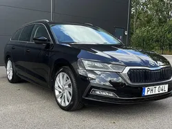Svart Begagnad 2021 Skoda Octavia Business Line Kombi | 247 000 kr (Bra pris)