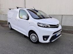 Vit Begagnad 2016 Toyota Proace Van | 109 900 kr (Lite dyr)