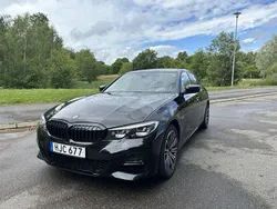 Svart Begagnad 2022 BMW 330e M Sport Sedan | 429 000 kr (Lite dyr)