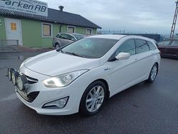 Vit Begagnad 2013 Hyundai i40 Kombi | 84 900 kr (Marknadspris)