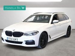 Vit Begagnad 2019 BMW 520 M Sport Kombi | 334 900 kr (Marknadspris)