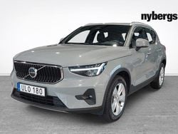 Grå Begagnad 2024 Volvo XC40 Core SUV | 339 000 kr (Marknadspris)