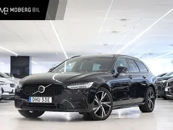 Svart Begagnad 2022 Volvo V90 R-Design Kombi | 394 900 kr (Marknadspris)