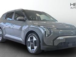 Grå (grey) Ny 2025 Kia EV3 Plus SUV | 504 370 kr (Marknadspris)