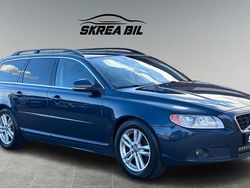 Blå Begagnad 2013 Volvo V70 Momentum Kombi | 99 900 kr (Marknadspris)