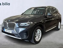Grå (mineralgrå metallic) Begagnad 2021 BMW X3 SUV | 398 400 kr (Bra pris)