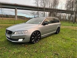 Silver Begagnad 2016 Volvo V70 Standard Kombi | 160 000 kr (Lite dyr)