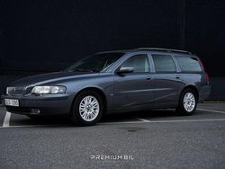 Grå Begagnad 2004 Volvo V70 Business Edition Kombi | 79 900 kr