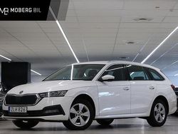 Vit Begagnad 2022 Skoda Octavia Ambition Kombi | 259 900 kr (Marknadspris)