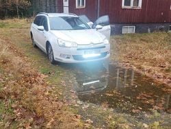 Vit Begagnad 2013 Citroën C5 Exclusive Kombi | 29 500 kr (Superpris)