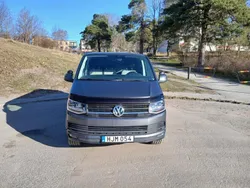 Grå Begagnad 2016 VW T6 Van | 198 000 kr (Dyr)
