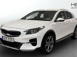 Vit (white) Begagnad 2022 Kia XCeed Advance SUV | 244 900 kr (Marknadspris)