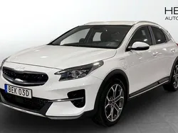 Vit (white) Begagnad 2022 Kia XCeed Advance SUV | 244 900 kr (Marknadspris)