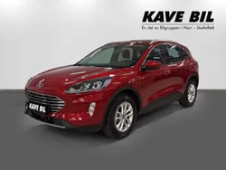 Röd Begagnad 2022 Ford Kuga SUV | 249 900 kr (Marknadspris)
