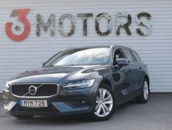 Mörkblå Begagnad 2019 Volvo V60 Kombi | 252 900 kr (Marknadspris)