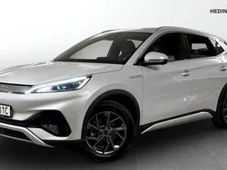 Vit (beige) Begagnad 2022 BYD Atto 3 Design SUV | 289 900 kr (Marknadspris)