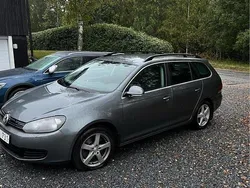 Grå Begagnad 2012 VW Golf VII Kombi | 45 000 kr (Marknadspris)