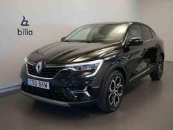 Svart Begagnad 2023 Renault Arkana SUV | 239 500 kr (Marknadspris)