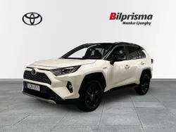 Vit Begagnad 2018 Toyota RAV4 Hybrid Style SUV | 318 900 kr (Marknadspris)