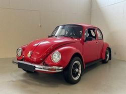 Röd Begagnad 1975 VW Käfer S Sedan | 179 000 kr