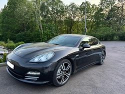 Basalt black metallic (c9z) Begagnad 2011 Porsche Panamera 4S Sport Sedan | 290 000 kr (Marknadspris)