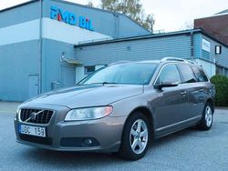 Grå Begagnad 2008 Volvo V70 Summum Kombi | 44 700 kr (Marknadspris)