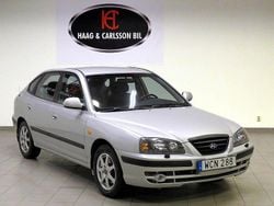 Silver Begagnad 2004 Hyundai Elantra Halvkombi | 3 900 kr