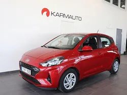 Röd Begagnad 2023 Hyundai i10 Essential Halvkombi | 157 900 kr (Marknadspris)