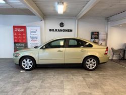 Ljusgrön (grön) Begagnad 2004 Volvo S40 Sedan | 49 900 kr (Marknadspris)