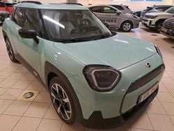Grön Begagnad 2025 Mini Aceman SUV | 439 900 kr