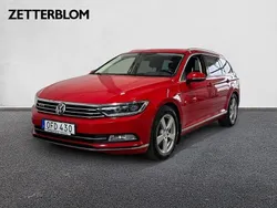 Röd Begagnad 2016 VW Passat Kombi | 177 900 kr (Lite dyr)