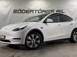 Vit Begagnad 2023 Tesla Model Y Long Range AWD SUV | 449 900 kr (Marknadspris)