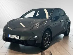 Vit Ny 2024 Lynk & Co 02 SUV | 429 995 kr