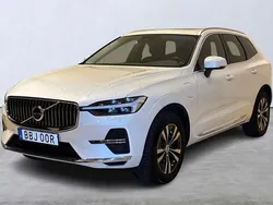 Vit Begagnad 2022 Volvo XC60 Core SUV | 429 900 kr (Bra pris)