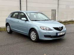 Blå Begagnad 2006 Mazda 3 Inclusive Halvkombi | 24 900 kr (Marknadspris)