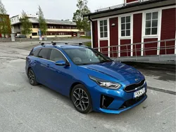 Blå Begagnad 2019 Kia Ceed Sportswagon GT-Line Kombi | 179 000 kr (Marknadspris)