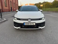 Vit Begagnad 2025 VW Golf VIII GTE Halvkombi | 479 900 kr