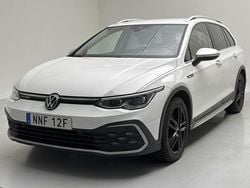 Vit Begagnad 2023 VW Golf Alltrack Kombi | 263 900 kr (Bra pris)