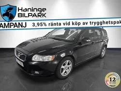Svart Begagnad 2012 Volvo V50 Momentum Kombi | 79 900 kr (Marknadspris)