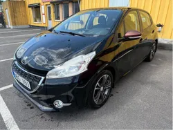 Svart Begagnad 2012 Peugeot 208 Halvkombi | 39 500 kr (Superpris)