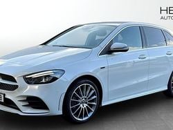 Vit (white) Begagnad 2020 Mercedes B250e AMG Minibuss | 289 000 kr