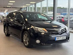 Svart Begagnad 2014 Toyota Avensis Multidrive S Kombi | 119 900 kr (Lite dyr)