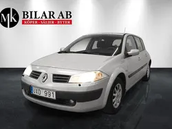 Ljusgrå Begagnad 2003 Renault Mégane II Halvkombi | 24 900 kr (Marknadspris)
