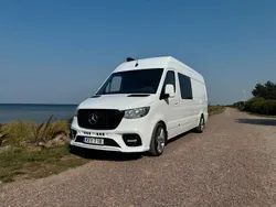 Vit Begagnad 2020 Mercedes Sprinter AMG Van | 1 195 000 kr